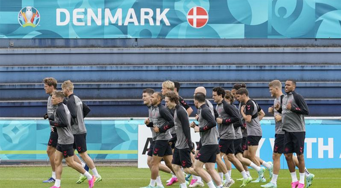 Eriksen pide a compañeros daneses concentrarse en Bélgica