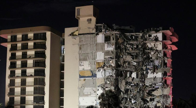Suben a nueve las víctimas mortales del derrumbe de un edificio en Miami