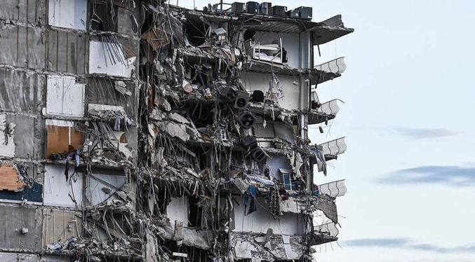 Inician acciones legales contra junta de condominio del edificio derrumbado en Miami