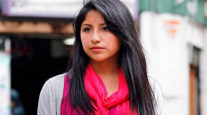 Hija de Evo Morales enciende las redes por vacunarse sin estar entre las categorías habilitadas