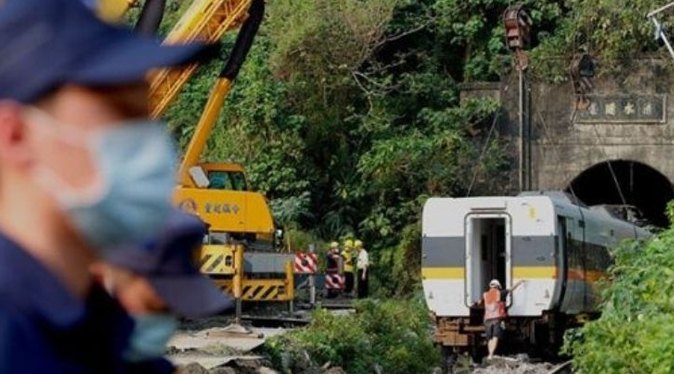 Nueve muertos deja accidente de tren en el norte de China
