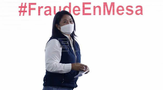 Keiko Fujimori denuncia un «fraude sistemático» en los comicios