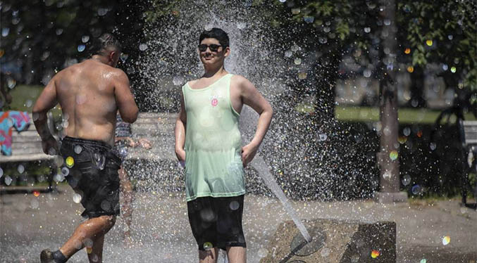 Ola de calor en Canadá deja más de 100 personas muertas