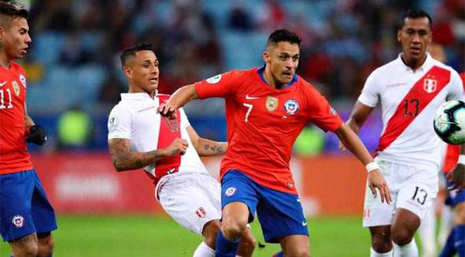 Paraguay derrota a Chile y avanza a los cuartos de final