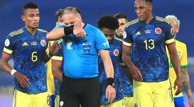 Pitana, arbitro del Brasil-Colombia está en el ojo del huracán