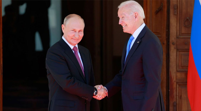 Rusia y EEUU acuerdan regreso de sus embajadores respectivos
