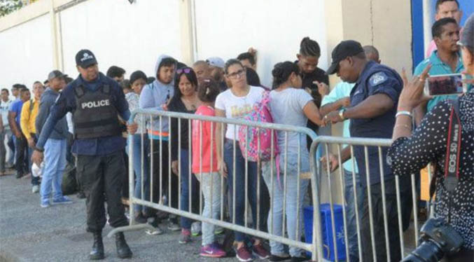 Venezolanos refugiados en Trinidad y Tobago buscan volver por falta de empleo