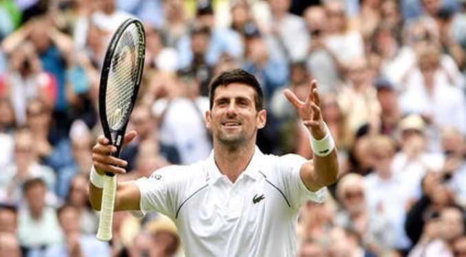Djokovic pasa a semifinales de Wimbledon