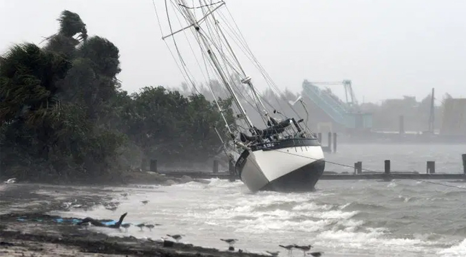 Jamaica y República Dominicana en alerta por la tormenta tropical Elsa
