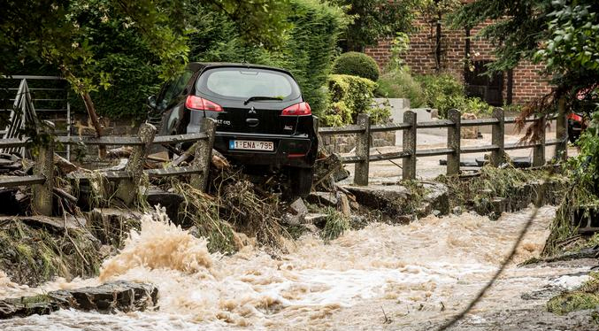 Al menos seis personas fallecidas dejan inundaciones en Bélgica