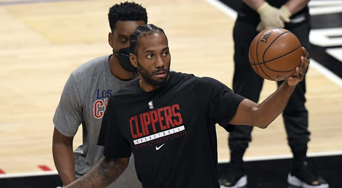 Kawhi Leonard va a cirugía y Los Clippers confirman rotura