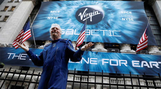 Acciones de Virgin Galactic anuncia quién será el «astronauta 001» de su próximo vuelo suborbital