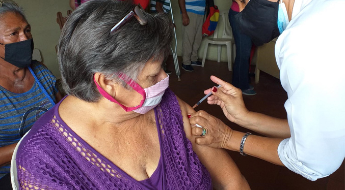 Arranca en Lossada la aplicación de la segunda dosis del Plan Nacional de Vacunación anticovid