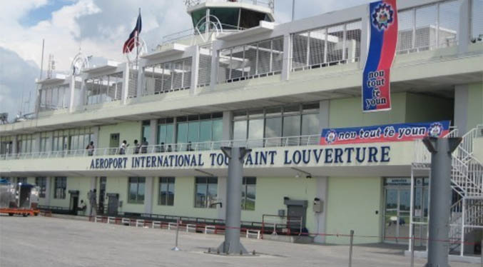 Cierran el aeropuerto de Puerto Príncipe tras el asesinato del presidente