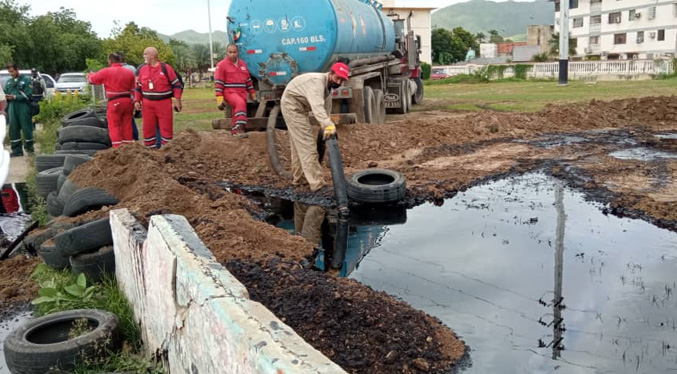 Controlan fuga de petróleo en franja de seguridad de Puerto La Cruz