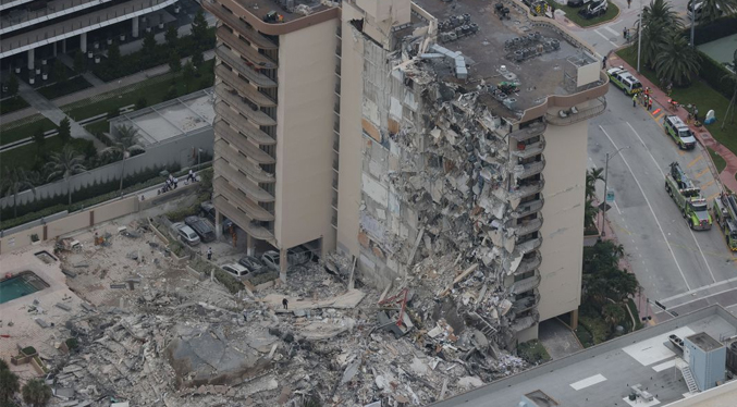 Temen que el huracán Elsa pueda derribar la estructura restante del edificio derrumbado en Miami