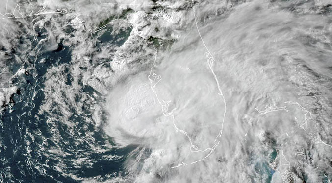 Elsa es de nuevo huracán mientras se aproxima a la costa oeste de Florida