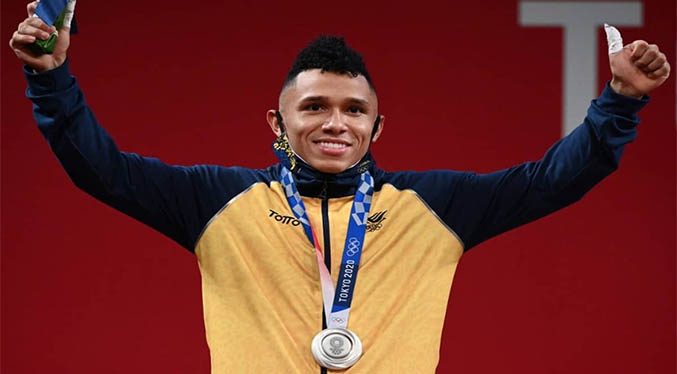 Luis Mosquera estrena el medallero olímpico de Colombia