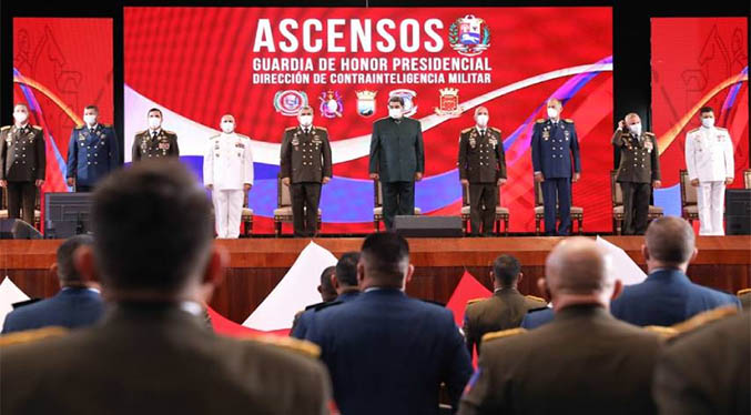 Maduro denuncia que Comando Sur y CIA preparan plan contra Venezuela