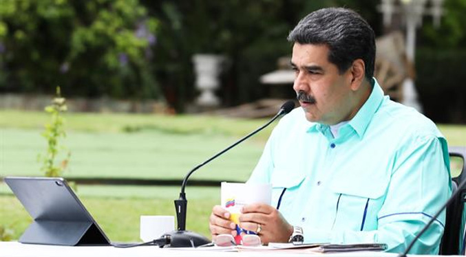 Maduro anuncia la instalación en un 100 % de las mesas electorales de este 8A