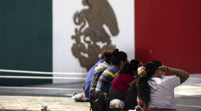 Refugiados se suman a la fuerza laboral en México en medio de «ola histórica»