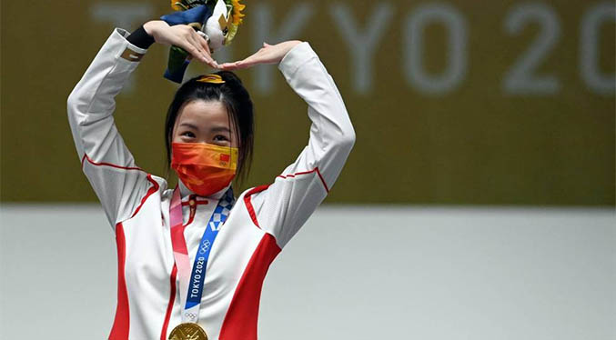 La china Qian Yang consigue en tiro el primer oro de los Juegos Olímpicos Tokio 2020