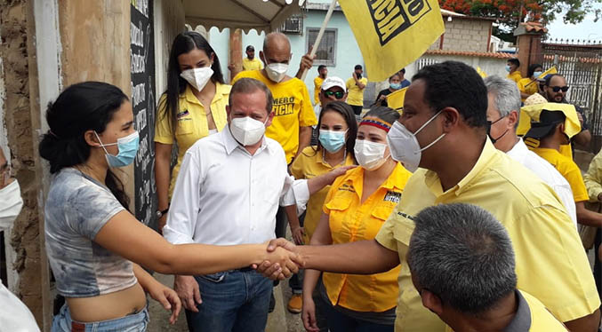 Primero Justicia sigue en la calle con visita casa por casa y jornada médico social