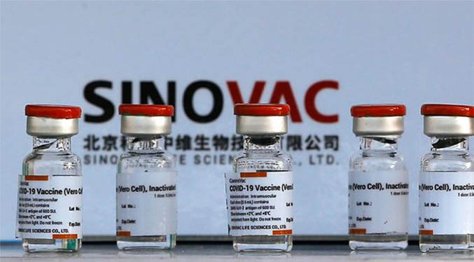 La vacuna china de Sinopharm crea anticuerpos al 96 %