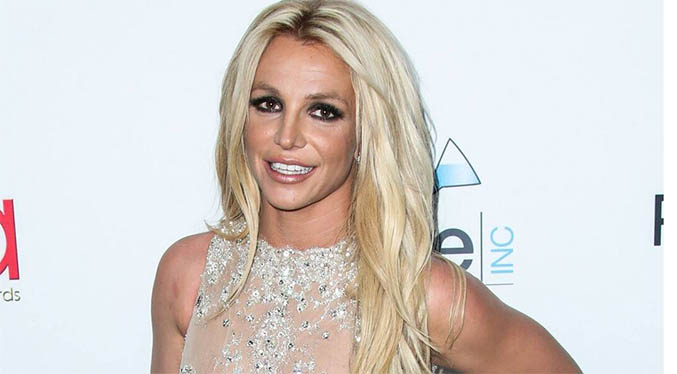 Britney Spears no se subirá a los escenarios mientras su padre la controle