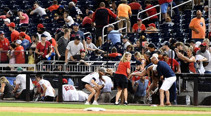 Al menos cuatro heridos en un tiroteo fuera del estadio Nationals Park en Washington