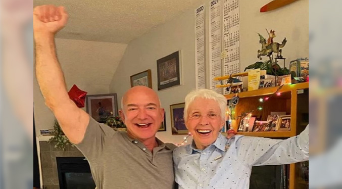 Mujer de 82 años viajará con Jeff Bezos al espacio en julio