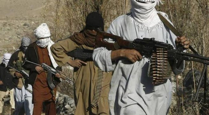 El gobierno afgano hará una «transferencia pacífica del poder» tras llegada de talibanes a Kabul