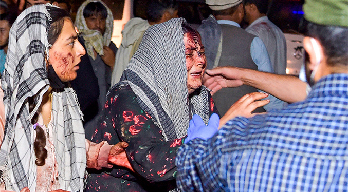 El Estado Islámico se atribuye el doble atentado en las inmediaciones del aeropuerto de Kabul