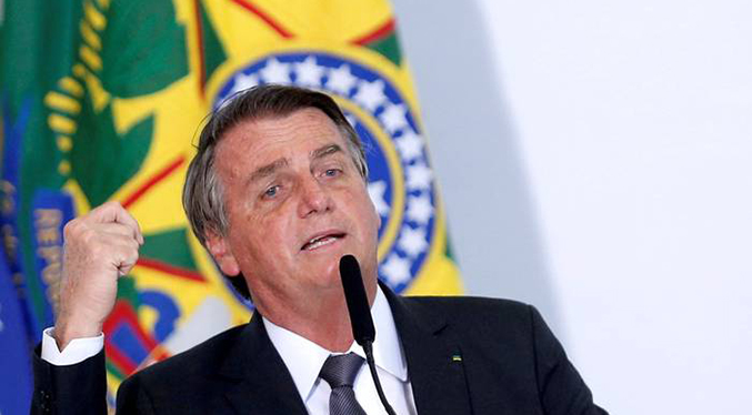 Bolsonaro insiste y dice que el voto electrónico hará de Brasil una Venezuela