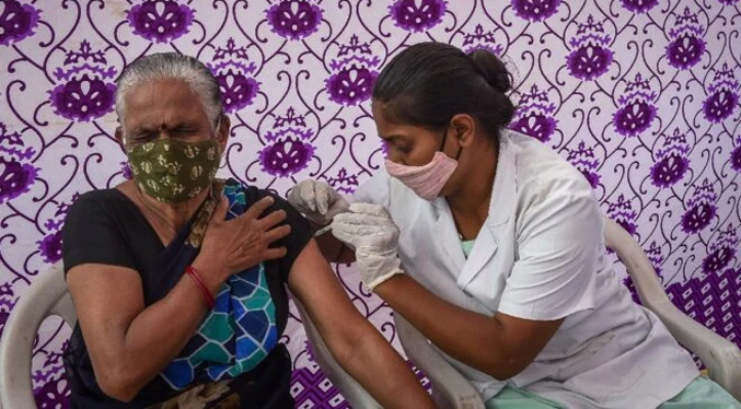 India vacuna contra el COVID-19 a 10 millones de personas en un solo día