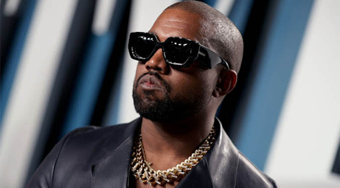 Kanye West reaviva la polémica con Universal por publicar su disco sin permiso
