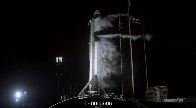 Despega desde Cabo Cañaveral misión de abastecimiento de SpaceX