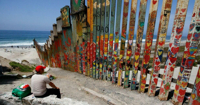 HRW: Reestablecer programa Quédate en México es un peligro para solicitantes de asilo