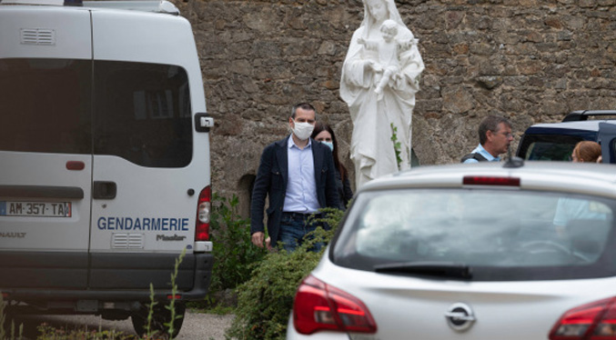 Francia: sacerdote católico fue asesinado por sospechoso de incendio en catedral de Nantes