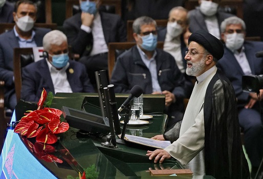 El nuevo presidente de Irán, abierto a la diplomacia pero sin «sanciones» ni «presiones»