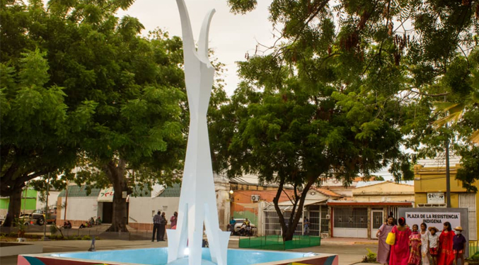 Alcaldía de Maracaibo rehabilita la plaza de la Resistencia Indígena