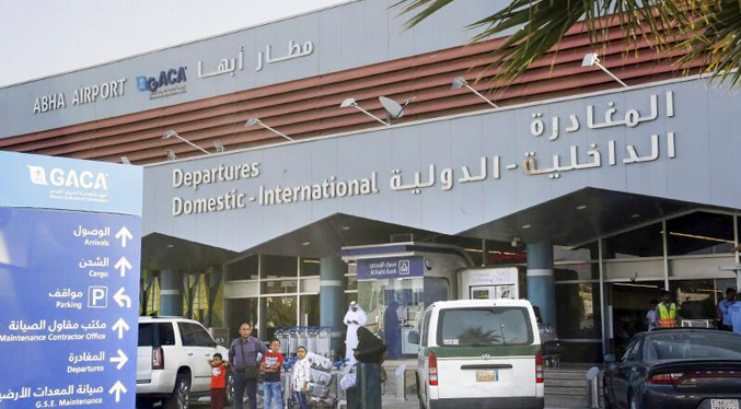 Ocho personas resultan heridas en un ataque con dron contra el aeropuerto de Arabia Saudita