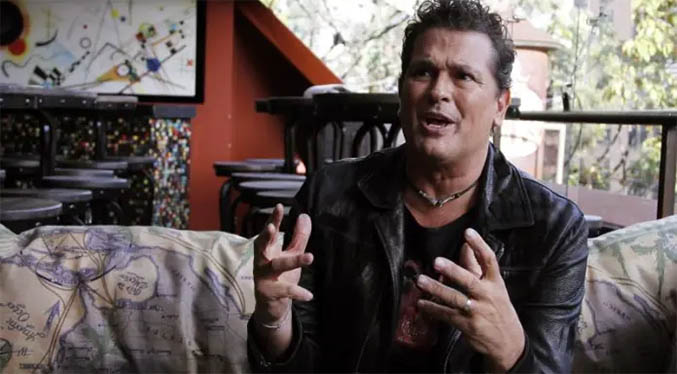 Carlos Vives y el dúo Mau y Ricky suman talentos en un nuevo sencillo (Video)