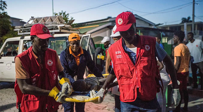 Aumenta a 724 el número de muertos en Haití a causa del terremoto