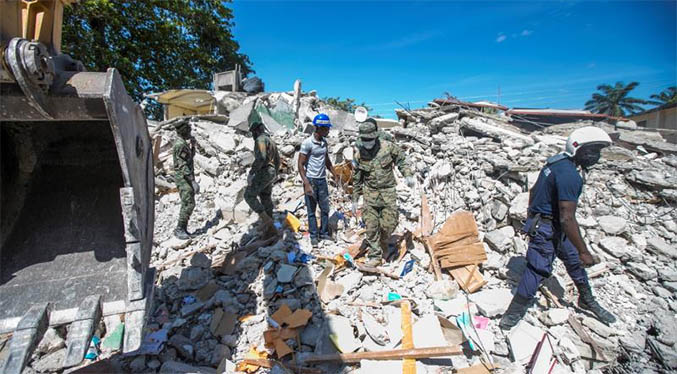 Número de muertos por el terremoto de Haití se eleva a 1.297