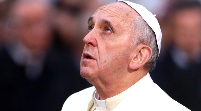Papa insta a denunciar la explotación en el trabajo