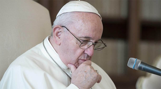 Papa Francisco: No hay que buscar a Dios en sueños de grandeza y poder