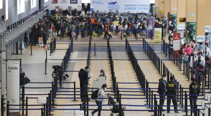 Perú vuelve a ampliar la suspensión de vuelos con Brasil por dos semanas más