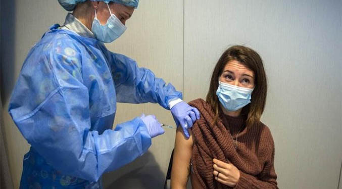 EEUU quiere comenzar con una tercera dosis de la vacuna a finales de septiembre