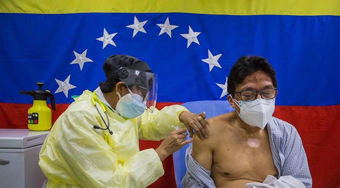 Fordisi: En Venezuela solo 20 % de los maestros ha recibido la vacuna